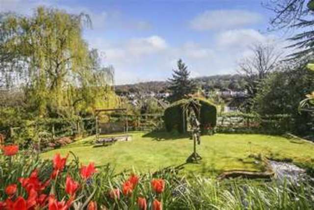  Image of 5 bedroom Property for sale in Riddlesdown Road Purley CR8 at Riddlesdown Road Purley Purley, CR8 1DJ