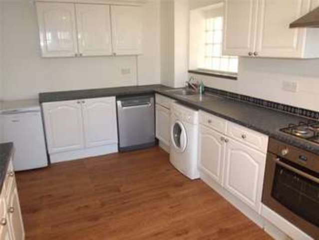  Image of 3 bedroom Detached house to rent in Rosedale Crescent Earley Reading RG6 at Earley Reading Woodley, RG6 1AS