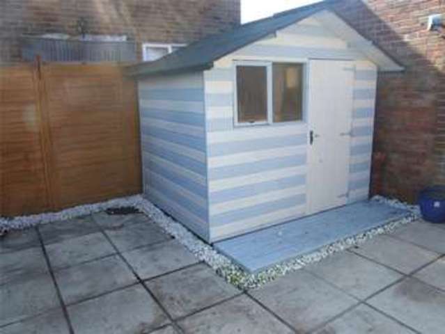  Image of 3 bedroom Detached house to rent in Rosedale Crescent Earley Reading RG6 at Earley Reading Woodley, RG6 1AS