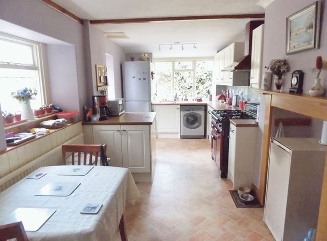  Image of 4 bedroom Terraced house for sale in Rossiters Hill Frome BA11 at Rossiters Hill  Frome, BA11 4AL