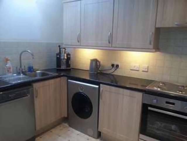  Image of 2 bedroom Flat to rent in Rowley Road St. Marychurch Torquay TQ1 at Rowley Road  Torquay, TQ1 4PW