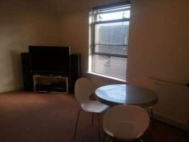  Image of 2 bedroom Flat to rent in Rowley Road St. Marychurch Torquay TQ1 at Rowley Road  Torquay, TQ1 4PW