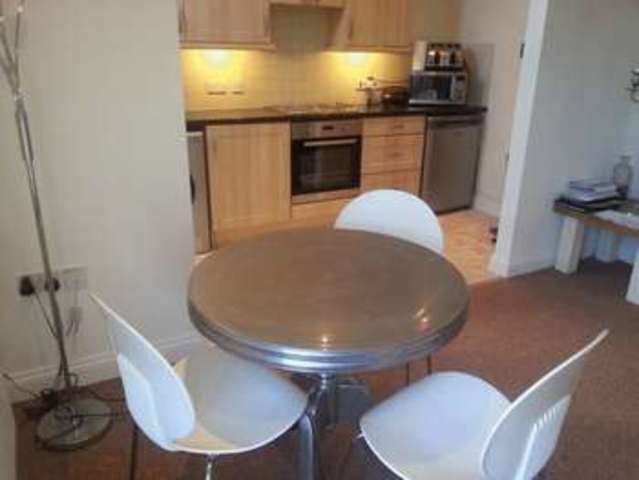  Image of 2 bedroom Flat to rent in Rowley Road St. Marychurch Torquay TQ1 at Rowley Road  Torquay, TQ1 4PW