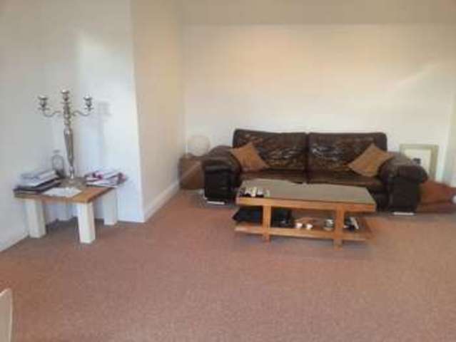  Image of 2 bedroom Flat to rent in Rowley Road St. Marychurch Torquay TQ1 at Rowley Road  Torquay, TQ1 4PW