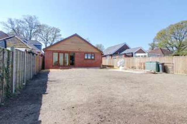  Image of 3 bedroom Detached house for sale in Rownhams Lane North Baddesley Southampton SO52 at Rownhams Lane  North Baddesley, SO52 9LU