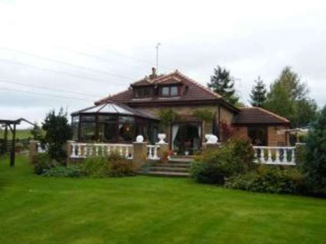  Image of 4 bedroom Detached house for sale in Runcorn Road Little Leigh Northwich CW8 at Little Leigh Northwich Little Leigh, CW8 4RU