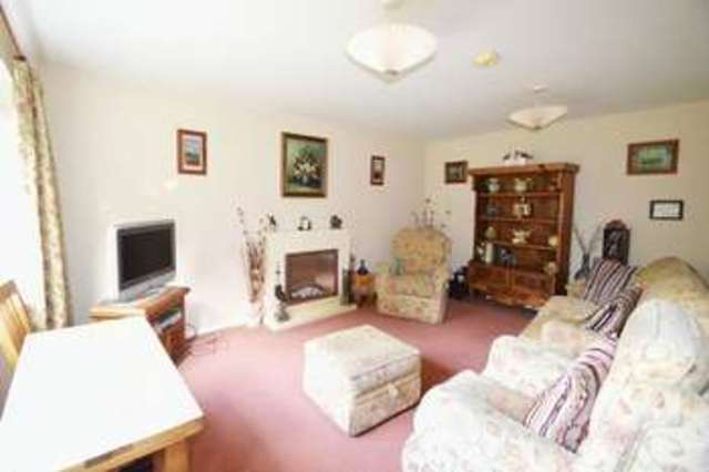  Image of 2 bedroom Flat to rent in Salthouse Road Clevedon BS21 at Salthouse Road  Clevedon, BS21 7TR