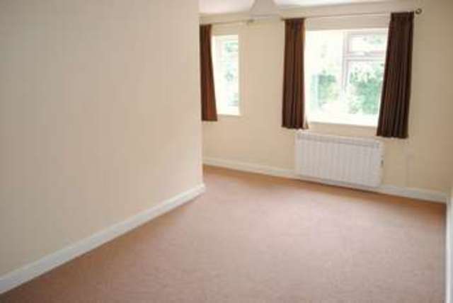  Image of 4 bedroom Detached house for sale in Sandbeck Lane Blyton Gainsborough DN21 at Sandbeck Lane  Blyton, DN21 3LZ