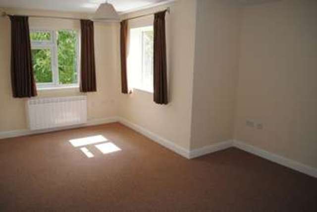  Image of 4 bedroom Detached house for sale in Sandbeck Lane Blyton Gainsborough DN21 at Sandbeck Lane  Blyton, DN21 3LZ