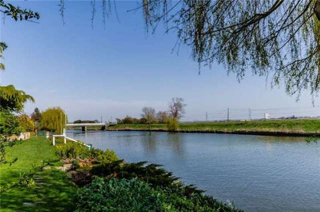  Image of 5 bedroom Detached house for sale in Sandhill Littleport Ely CB6 at Littleport, CB6 1NT