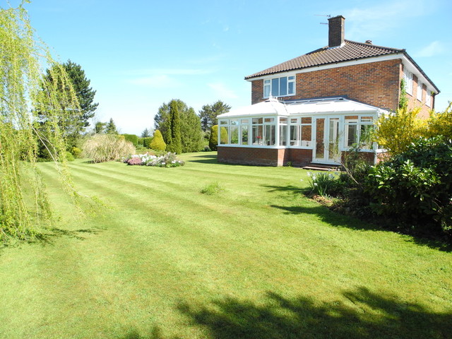  Image of 4 bedroom Detached house for sale in School Road Ringsfield Beccles NR34 at School Road Ringsfield Beccles, NR34 8NY