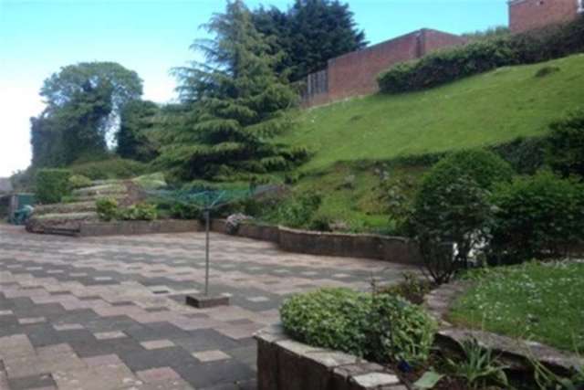  Image of 1 bedroom Flat to rent in New Road Brixham TQ5 at Brixham, TQ5 8NJ