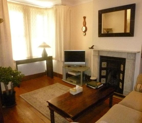  Image of 3 bedroom Terraced house for sale in Sebright Road Barnet EN5 at Sebright Road  High Barnet, EN5 4HN