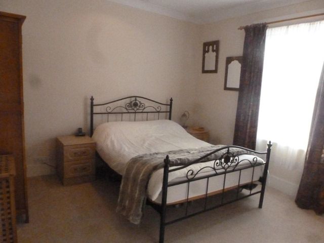  Image of 3 bedroom Terraced house for sale in Sebright Road Barnet EN5 at Sebright Road  High Barnet, EN5 4HN