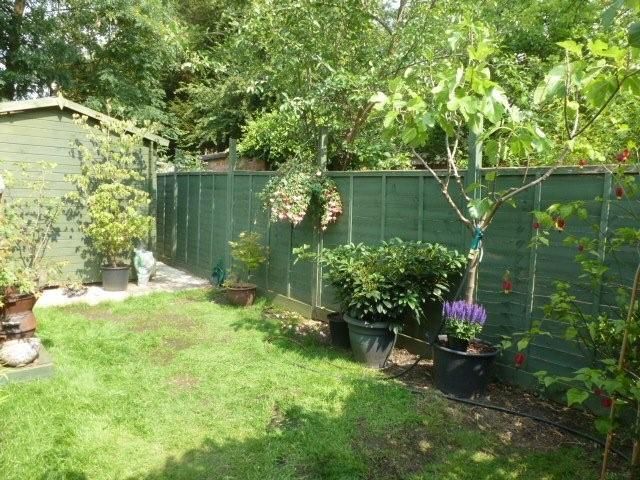  Image of 3 bedroom Terraced house for sale in Sebright Road Barnet EN5 at Sebright Road  High Barnet, EN5 4HN