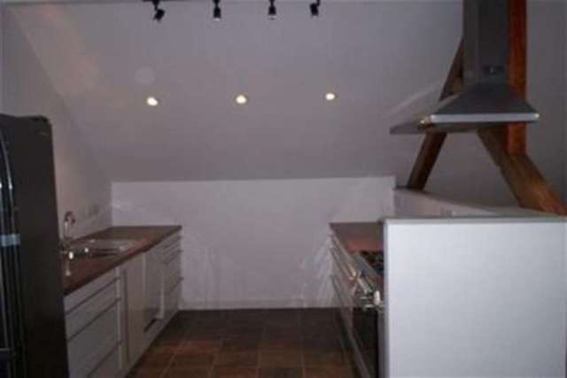  Image of 3 bedroom Flat to rent in Sotherington Lane Selborne Alton GU34 at Alton, GU34 3LP