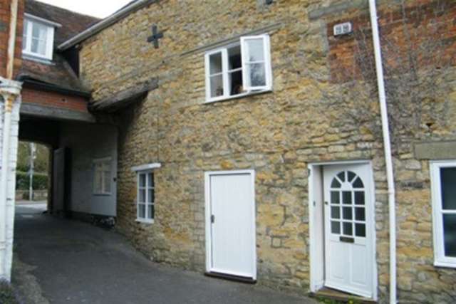  Image of 1 bedroom Flat to rent in Newland Sherborne DT9 at Sherborne, DT9 3JQ