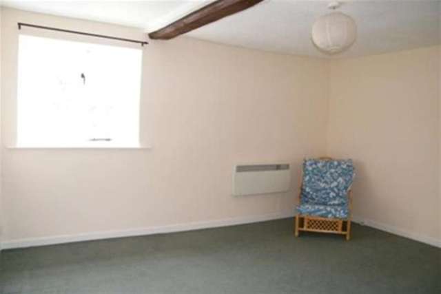  Image of 1 bedroom Flat to rent in Newland Sherborne DT9 at Sherborne, DT9 3JQ