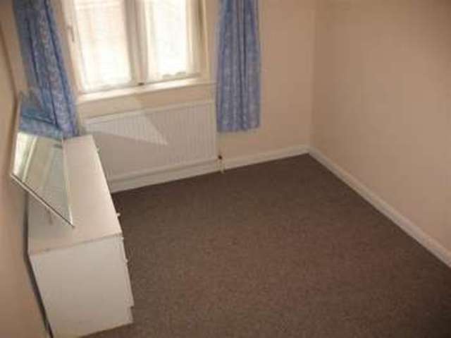 Image of 2 bedroom Apartment to rent in Shifford Crescent Maidenhead SL6 at Maidenhead Berkshire Maidenhead, SL6 7UA