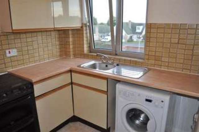  Image of 2 bedroom Apartment to rent in Shifford Crescent Maidenhead SL6 at Maidenhead Berkshire Maidenhead, SL6 7UA