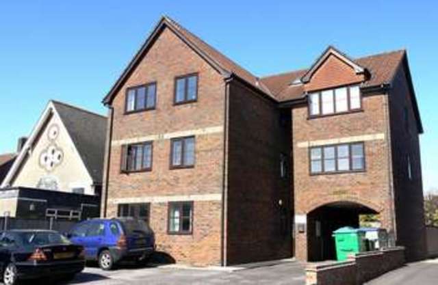 Image of 1 bedroom Flat for sale in Shirley Road Shirley Southampton SO15 at Shirley Road Shirley Southampton, SO15 3FH