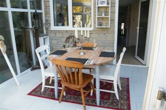  Image of 2 bedroom Property to rent in Short Hedges Close Northleach Cheltenham GL54 at Cheltenham, GL54 3PD
