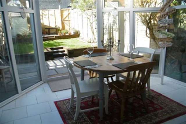  Image of 2 bedroom Property to rent in Short Hedges Close Northleach Cheltenham GL54 at Cheltenham, GL54 3PD