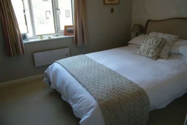  Image of 2 bedroom Property to rent in Short Hedges Close Northleach Cheltenham GL54 at Cheltenham, GL54 3PD