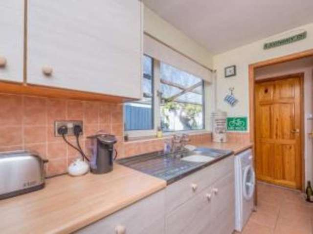  Image of 3 bedroom Terraced house for sale in Shrewsbury Road Nottingham NG2 at Nottingham Nottinghamshire West Bridgford, NG2 4HQ