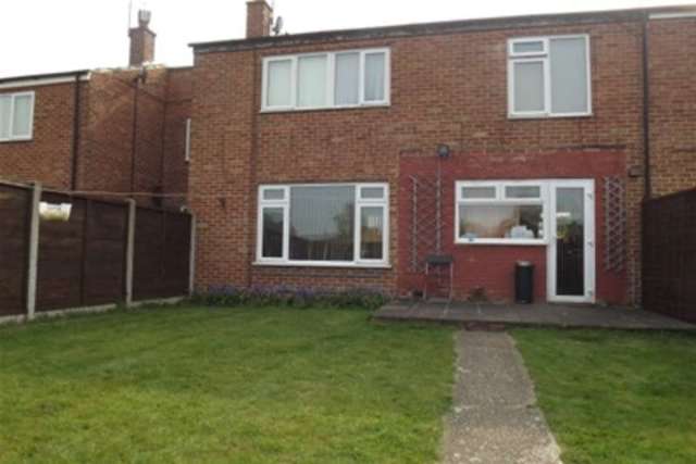  Image of 3 bedroom Detached house to rent in Cornish Close Basingstoke RG22 at Basingstoke, RG22 6SJ