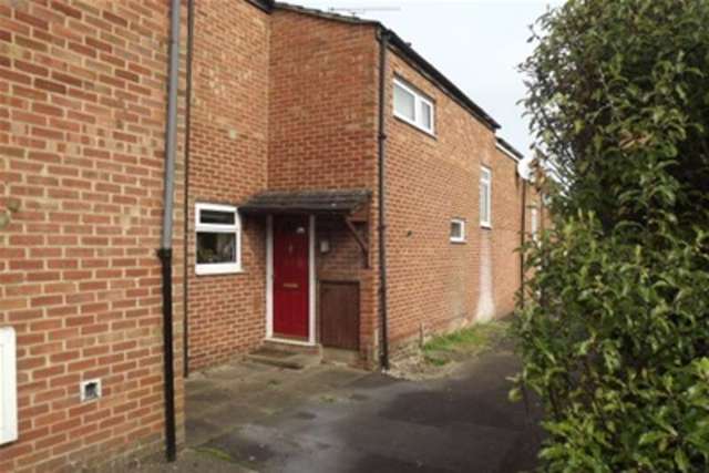  Image of 3 bedroom Detached house to rent in Cornish Close Basingstoke RG22 at Basingstoke, RG22 6SJ