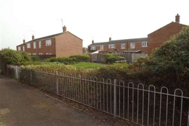  Image of 3 bedroom Detached house to rent in Cornish Close Basingstoke RG22 at Basingstoke, RG22 6SJ