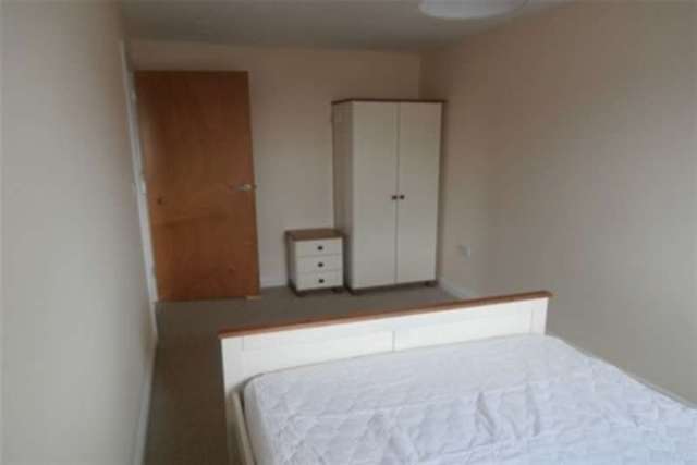 Image of 3 bedroom Flat to rent in Victoria Street Loughborough LE11 at Loughborough, LE11 2TL