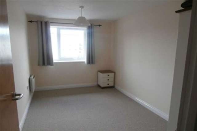  Image of 3 bedroom Flat to rent in Victoria Street Loughborough LE11 at Loughborough, LE11 2TL