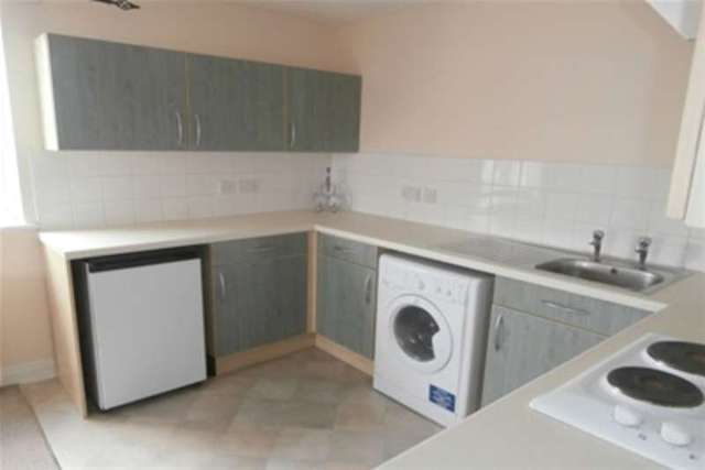  Image of 3 bedroom Flat to rent in Victoria Street Loughborough LE11 at Loughborough, LE11 2TL