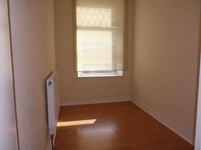  Image of 2 bedroom Detached house to rent in Springmill Street Bradford BD5 at Springmill Street West Bowling Bradford, BD5 7HE