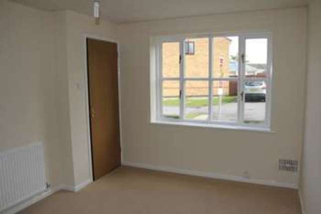  Image of 2 bedroom Terraced house to rent in Squirrel Crescent Wootton Bassett Swindon SN4 at Squirrel Crescent Royal Wootton Bassett Swindon, SN4 7SQ