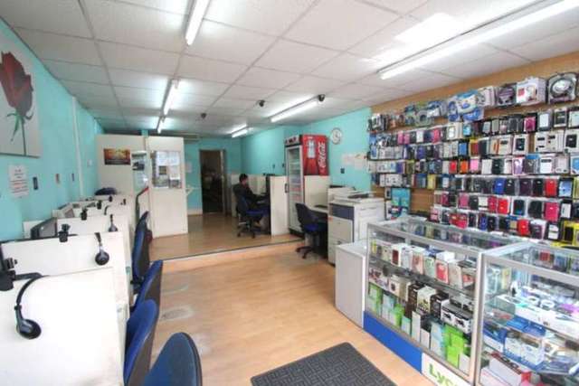  Image of Detached house to rent in St. James