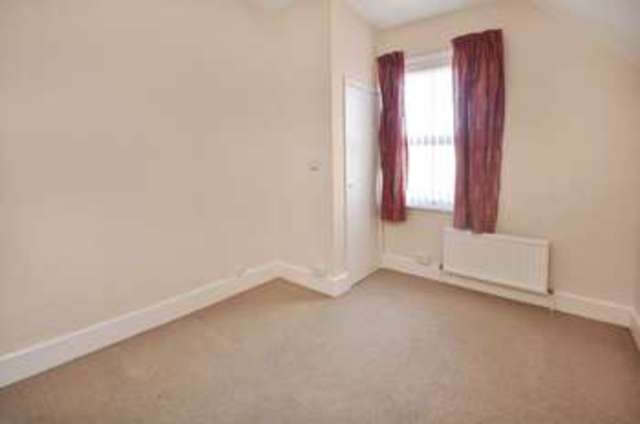  Image of 3 bedroom Terraced house for sale in St. Johns Road Abingdon OX14 at St Johns Road  Abingdon, OX14 2HA
