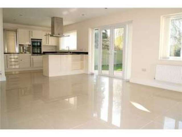  Image of 5 bedroom Detached house for sale in St. Marys Road Burnham-on-Sea TA8 at St Marys Road  BURNHAM ON SEA, TA8 2BA