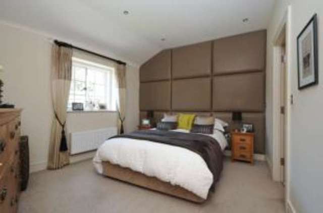  Image of 3 bedroom Detached house for sale in Sundridge Parade Plaistow Lane Bromley BR1 at Willoughby Lane Bromley Bickley, BR1 3FZ