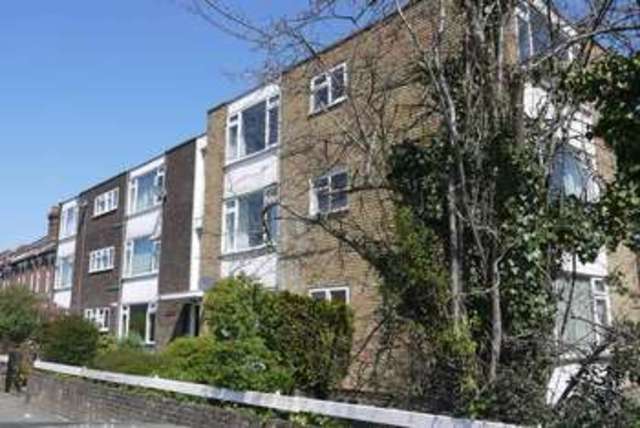  Image of 2 bedroom Flat for sale in Stafford Road Shirley Southampton SO15 at Stafford Road  Southampton, SO15 5RS