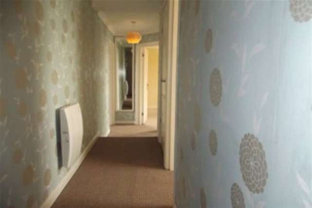  Image of 2 bedroom Flat to rent in Station Road London NW4 at London, NW4 4PN