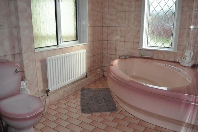  Image of 3 bedroom Detached house for sale in Station Road Ulceby DN39 at Station Road  Ulceby, DN39 6UA
