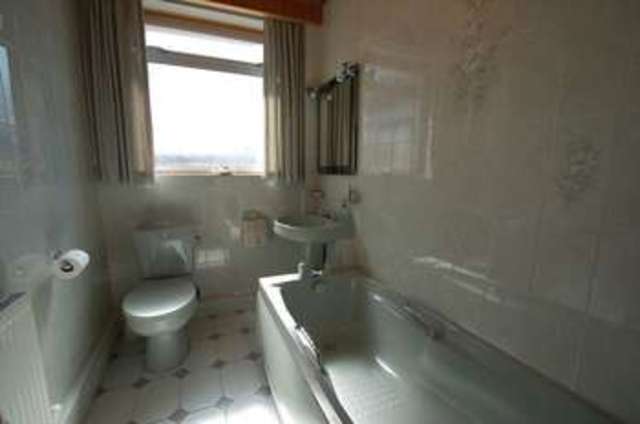  Image of 4 bedroom Detached house for sale in Stonedyke Road Carluke ML8 at Stonedyke Road  Carluke, ML8 4BQ
