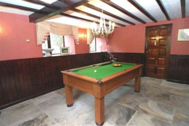  Image of 5 bedroom Property to rent in Storrs Stannington Sheffield S6 at Sheffield, S6 6GY