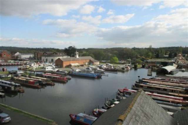  Image of 2 bedroom Flat to rent in Waterfront View York Street Stourport-on-Severn DY13 at Stourport-on-Severn, DY13 9BT