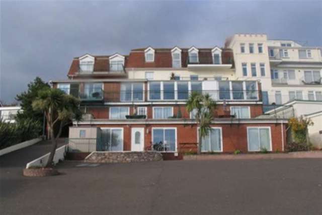  Image of 2 bedroom Flat to rent in Alta Vista Road Paignton TQ4 at Paignton, TQ4 6DA