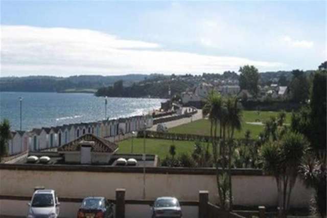  Image of 2 bedroom Flat to rent in Alta Vista Road Paignton TQ4 at Paignton, TQ4 6DA