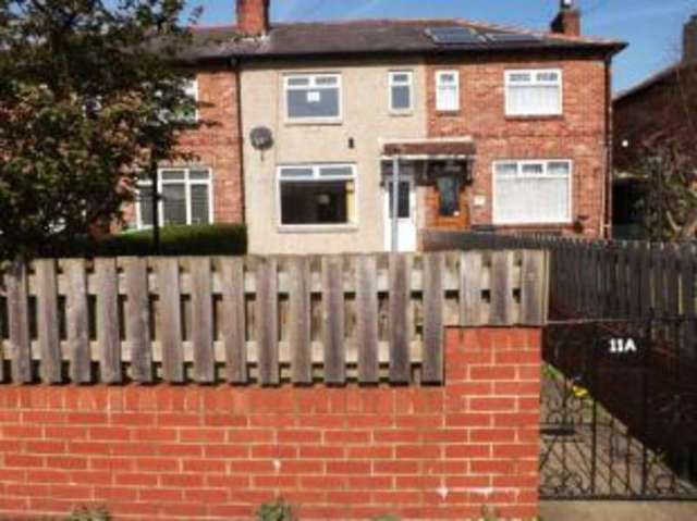  Image of 3 bedroom Terraced house for sale in Sunnybank Drive Sowerby Bridge HX6 at Sowerby Bridge West Yorkshire Sowerby Bridge, HX6 2PN